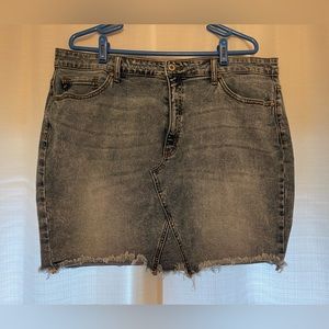 KanCan Jean skirt - Size 2XL